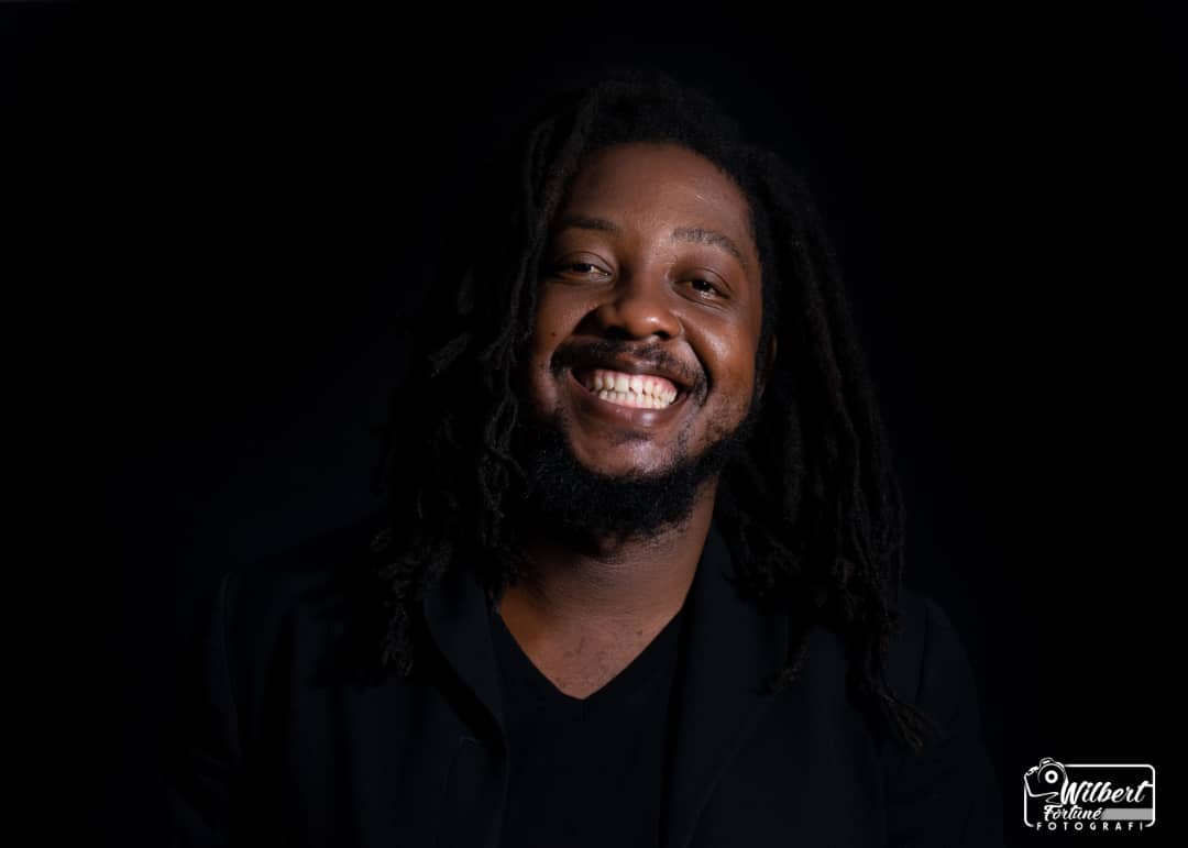 Le dramaturge haïtien Erickson Jeudy (Vanitéiste Dread) parmi les lauréats de l&rsquo;édition 2020 du festival Textes en cours en France